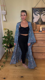 Ladda upp bild till gallerivisning, Kimono/klänning med volang