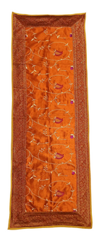 Ladda upp bild till gallerivisning, 1. Duk löpare