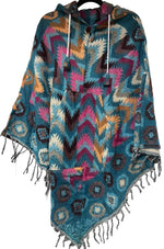 Load image into Gallery viewer, Mönstrad Poncho med Luva