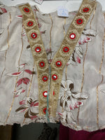 Ladda upp bild till gallerivisning, Bohem Kläning Anette