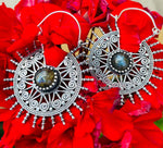 Ladda upp bild till gallerivisning, 3. Brons Örhängen med halv ädelstenar