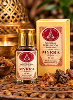 Load image into Gallery viewer, Myrra (Myrrh) parfymolja 10 ml – inspirationsbild med myrraharts | Beauty of India