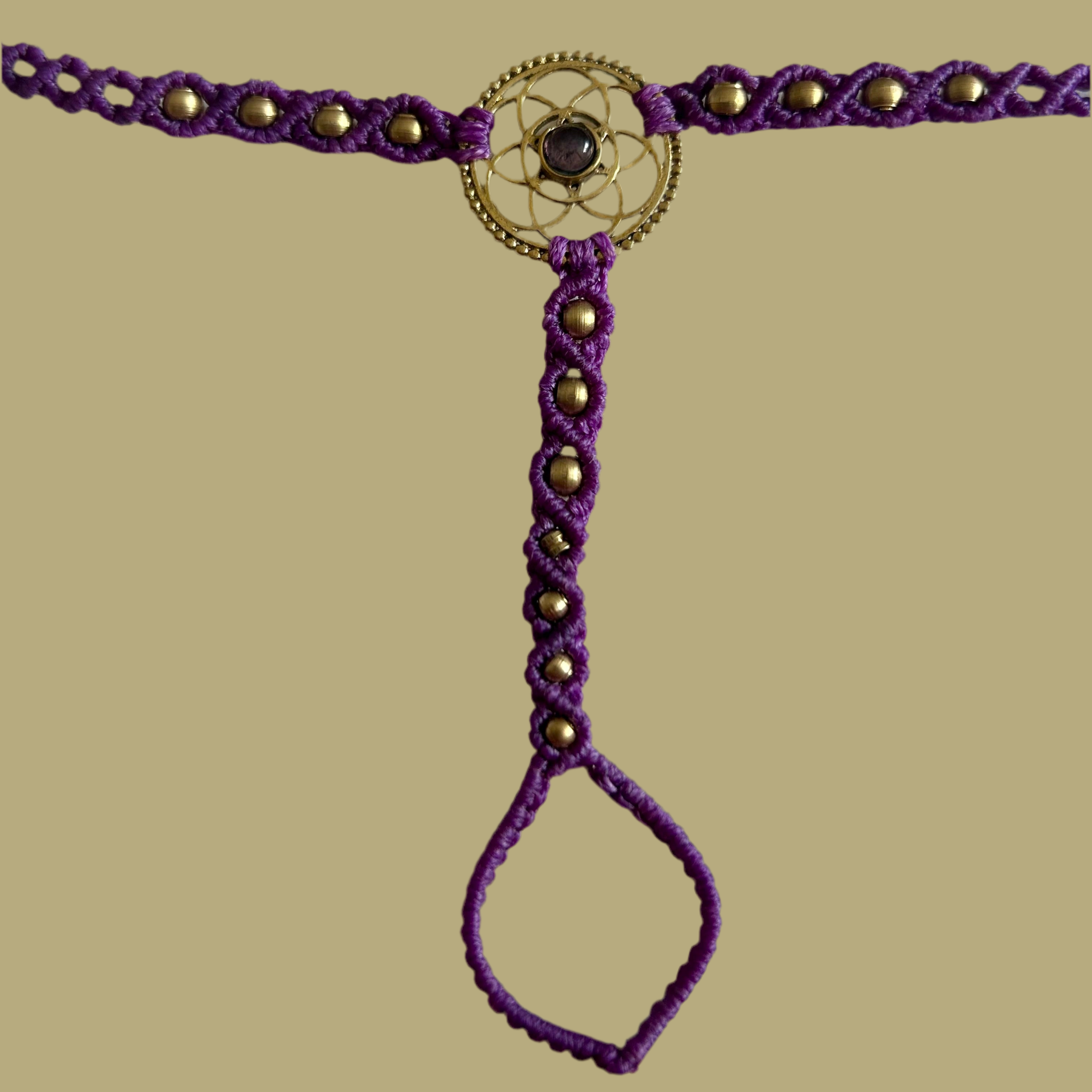 1. Flower of Life Handsmyckesarmband i makramé