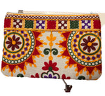 Ladda upp bild till gallerivisning, Broderad handledsväska från Indien – unik färgstark clutch
