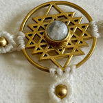 Ladda upp bild till gallerivisning, 3. Flower of Life Handsmyckesarmband i makramé
