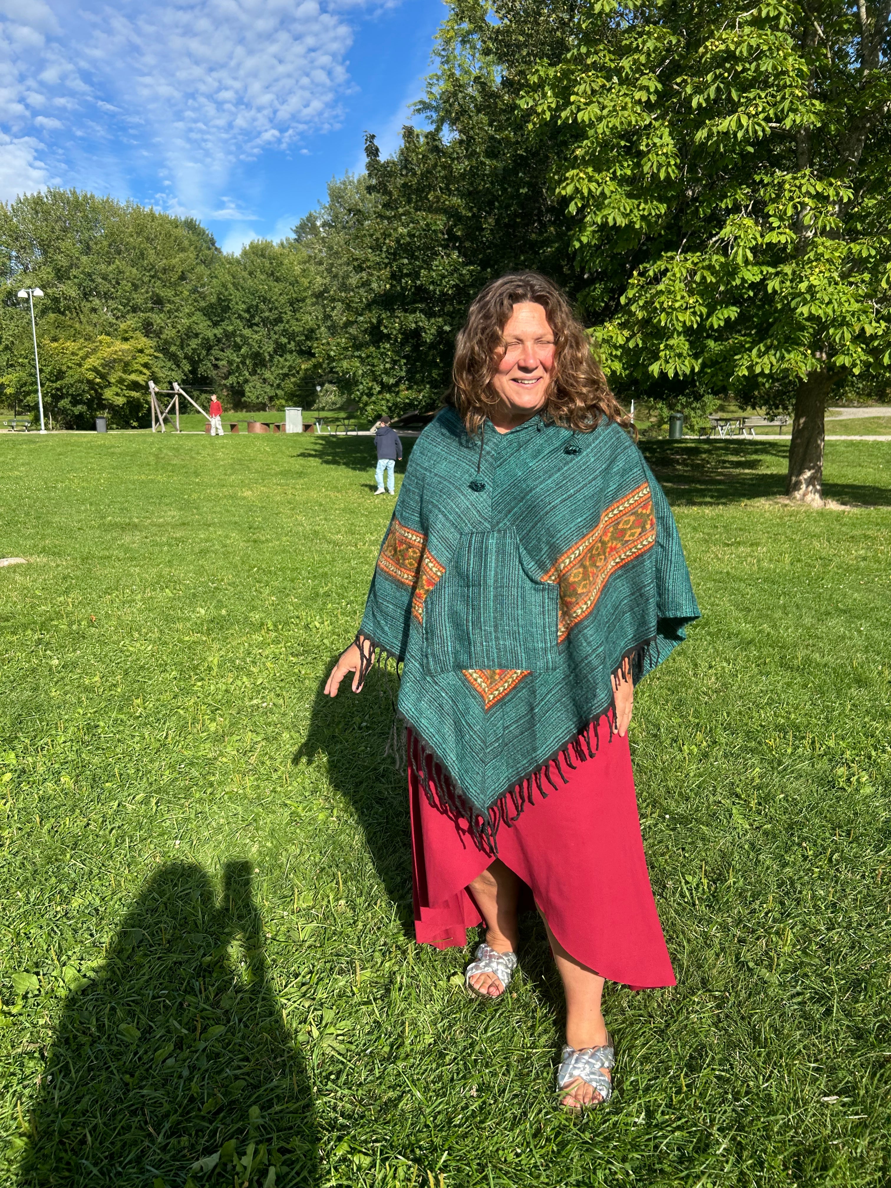 Randig Poncho med Luva
