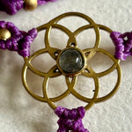 Ladda upp bild till gallerivisning, 4. Flower of Life Handsmyckesarmband i makramé
