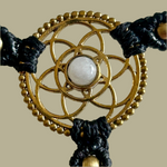 Ladda upp bild till gallerivisning, 1. Flower of Life Handsmyckesarmband i makramé
