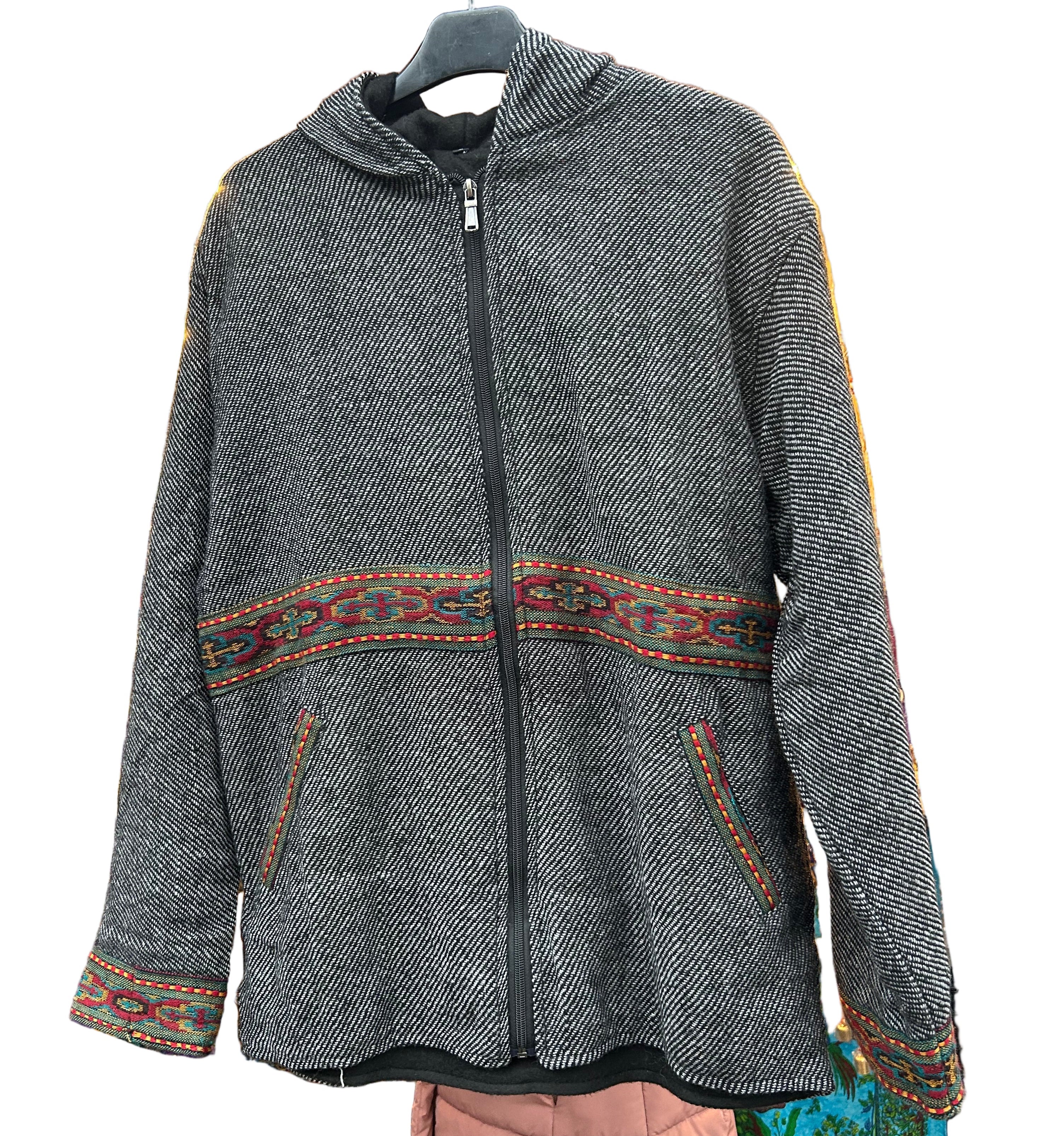 Akryljacka med fleecefoder och luva