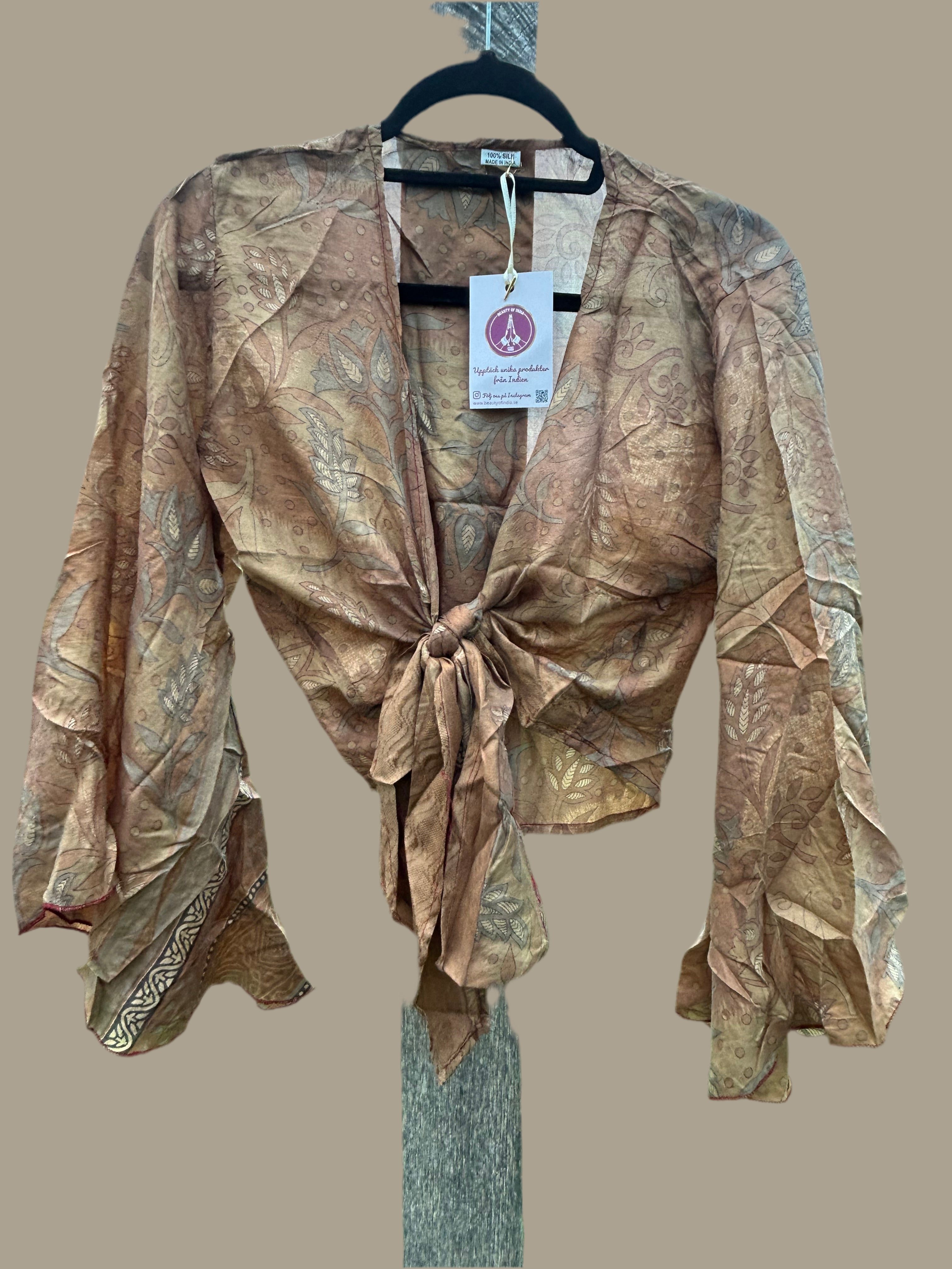 Silk tie top with wide sleeves