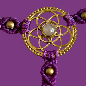 1. Flower of Life Handsmyckesarmband i makramé