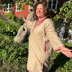 Ladda upp bild till gallerivisning, Lyxig poncho från Kashmir – värme med stil
