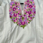 Ladda upp bild till gallerivisning, Lyxig poncho från Kashmir – värme med stil
