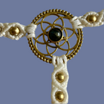 Ladda upp bild till gallerivisning, 1. Flower of Life Handsmyckesarmband i makramé
