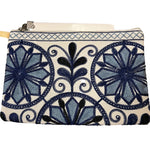 Ladda upp bild till gallerivisning, Broderad handledsväska från Indien – unik färgstark clutch
