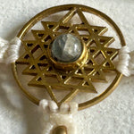 Ladda upp bild till gallerivisning, 3. Flower of Life Handsmyckesarmband i makramé
