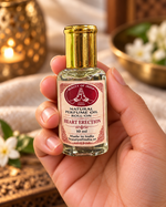 Load image into Gallery viewer, Heart Erection parfymolja 10 ml från Beauty of India i hand
