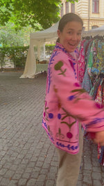 Load and play video in Gallery viewer, Embroidered jacket
