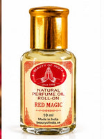 Load image into Gallery viewer, Red Magic parfymolja 10 ml – flaska framifrån | Beauty of India
