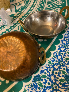 Indisk Upplägg skål i koppar och stål